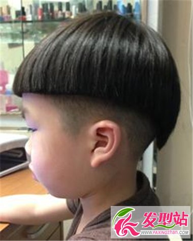男孩時尚雕刻發(fā)型 賺取百分之百的回頭率