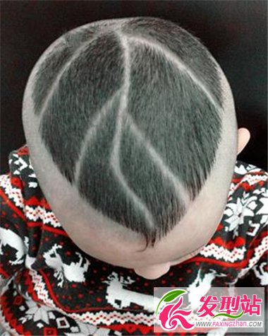 男孩時(shí)尚雕刻發(fā)型 賺取百分之百的回頭率