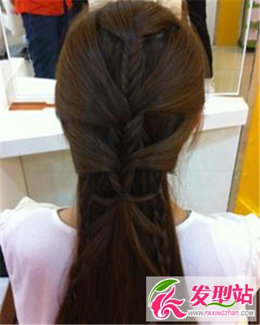 長(zhǎng)發(fā)女生美麗編發(fā) 時(shí)尚造型讓你瞬間百變