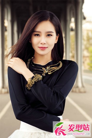 劉詩(shī)詩(shī)中長(zhǎng)短發(fā)俏麗 詮釋知性女性魅力