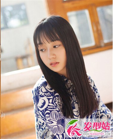尋找屬于適合自己的發(fā)型 女生齊劉海不二人選