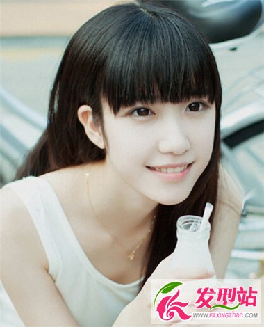 唯美清新齊劉海發(fā)型 塑造優(yōu)雅恬靜美女形象
