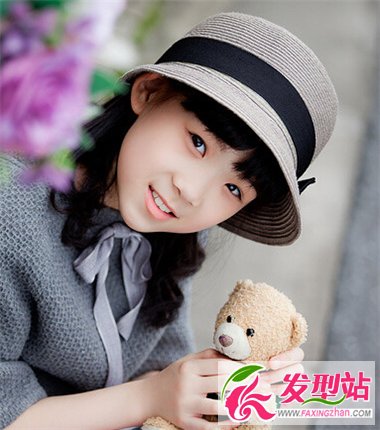小女孩也有英倫風(fēng) 女神范兒從小塑造