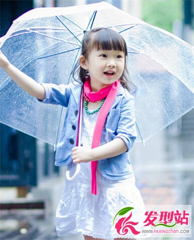 淑女裝扮小女孩發(fā)型 時(shí)尚發(fā)飾搭配更可愛