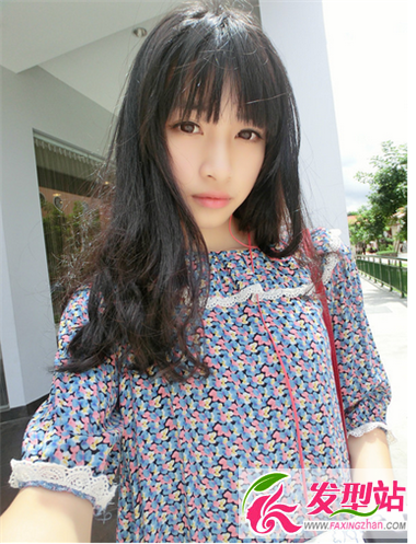 優(yōu)雅女生適合的清新發(fā)型 塑造更美更自信的你
