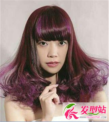 女生秋季流行發(fā)型 紫色發(fā)色輕松打造時(shí)尚感