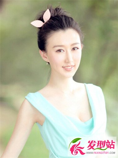 各式女生丸子頭發(fā)型 個性可愛丸子頭最甜美