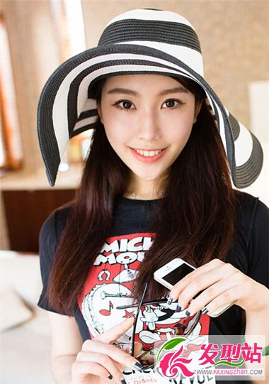 由內(nèi)而外烘托你的美 長(zhǎng)直發(fā)發(fā)型閃亮你的眼球