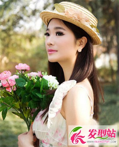 由內(nèi)而外烘托你的美 長(zhǎng)直發(fā)發(fā)型閃亮你的眼球
