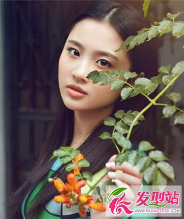 宛若微笑天使降臨人間 長直發(fā)發(fā)型給你女神般的氣息