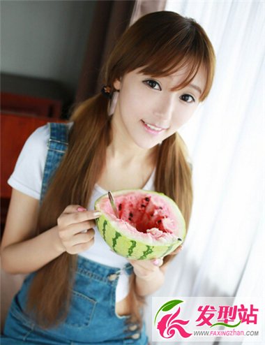 怎么美都不為過(guò)女生長(zhǎng)直發(fā)造型讓你保持最佳狀態(tài)