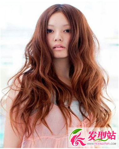 美麗的中長發(fā)發(fā)型 讓你值得去嘗試的時(shí)尚發(fā)型