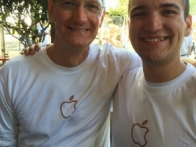 BO(png)CEO(k)_ķ(k)Timothy Donald Cook(g)Y|ņ