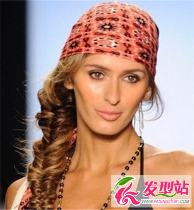 美麗的海邊度假發(fā)型 完美你的假期
