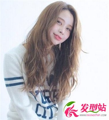 氣質(zhì)感十足的6大長(zhǎng)發(fā)造型 讓你1秒鐘變女神