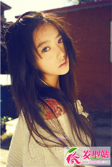 長發(fā)發(fā)型塑造時(shí)尚長發(fā)美女 想怎么美就怎么美