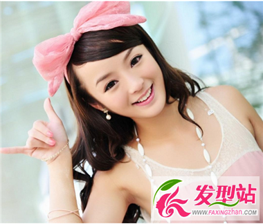 可愛女生長發(fā)發(fā)型 為你的美麗再多一份氣質