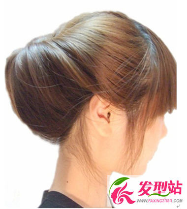 時尚大氣女士盤發(fā)造型 增加你的魅力指數(shù)