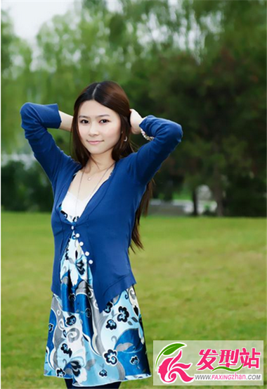 由內而外展現(xiàn)你的魅力 女生長發(fā)發(fā)型讓你保持吸睛度
