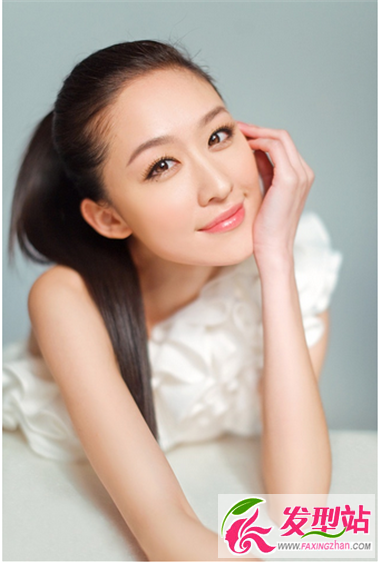俏皮靈動(dòng)中長(zhǎng)發(fā)發(fā)型 助你氣質(zhì)更上一層樓