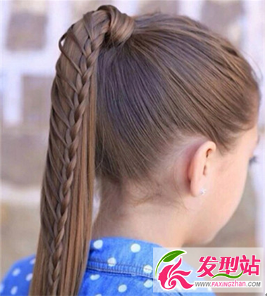 女生個(gè)性編發(fā)造型 引領(lǐng)新的發(fā)型潮流