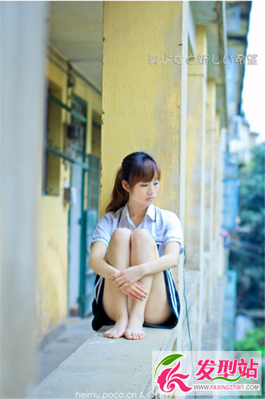 清新可愛中長發(fā)發(fā)型 讓你呈現(xiàn)最美的一面