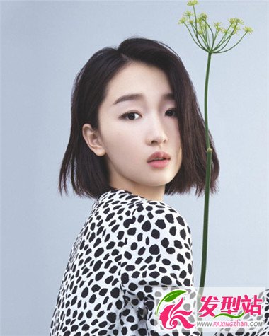 清新女神周冬雨時(shí)尚發(fā)型 從稚嫩到成熟一步步的華麗轉(zhuǎn)身