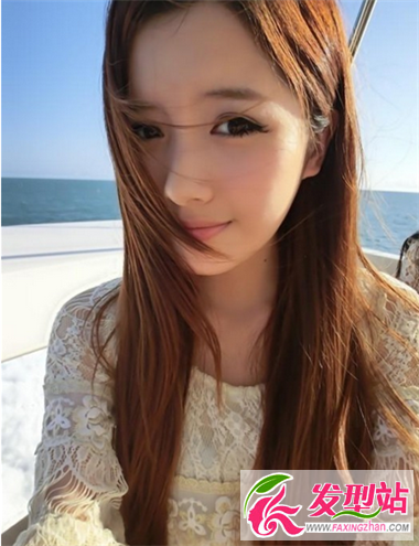 俏皮小女生長發(fā)發(fā)型 助你氣質(zhì)更加出眾