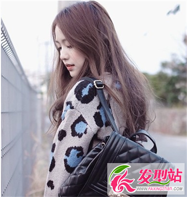 嫵媚浪漫的溫柔卷發(fā),清新俏皮打造你的2015