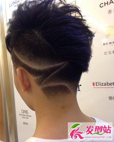 個(gè)性范十足的男士發(fā)型 輕松玩轉(zhuǎn)帥氣潮酷風(fēng)
