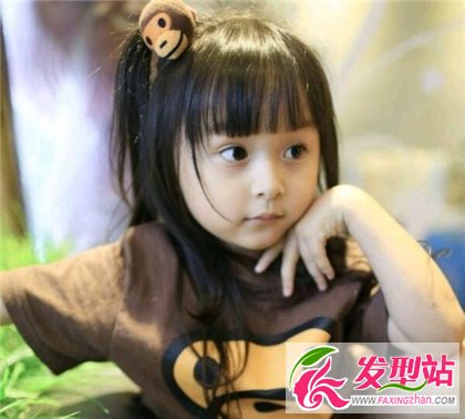 6歲女孩發(fā)型美搭 小童星劉夢恬親身示范