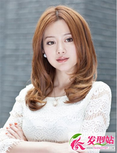 時尚白領(lǐng)發(fā)型錦集 如何在辦公室美美過春