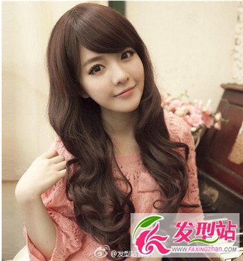 最熱女生卷發(fā)發(fā)型推薦 刮起清純唯美校園風(fēng)
