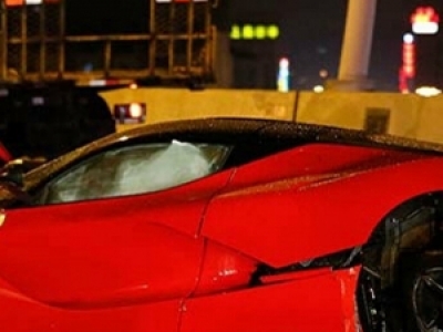 Ϻ2500fLaFerrariײ܇Ǹ؊^Z฻ ؊^kingͥHlr