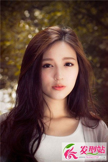 氧氣美女清純迷人 長發(fā)OR短發(fā)哪一款是的最愛
