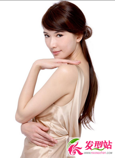 小臉女生的瘦臉發(fā)型 讓你輕松擁有瓜子臉