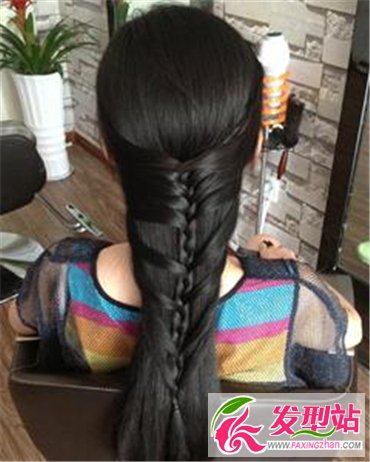 精致編發(fā)發(fā)型 增添別樣的發(fā)型魅力