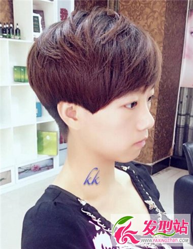 我是傲嬌的短發(fā)女生 氣質(zhì)優(yōu)雅又迷人
