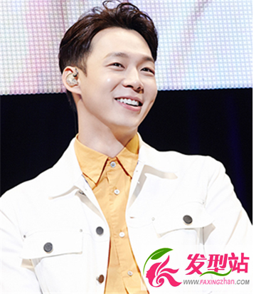 時(shí)尚潮男燙發(fā)發(fā)型 塑造帥氣男神