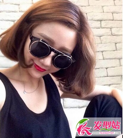 女生個(gè)性短發(fā)發(fā)型