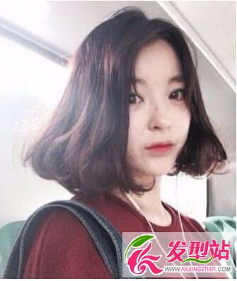 可愛女生短發(fā)