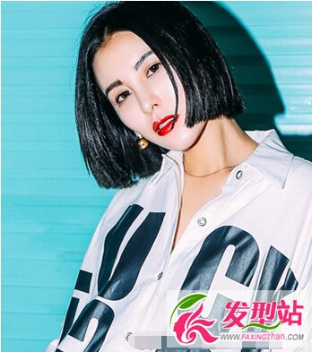 齊耳短直發(fā)發(fā)型