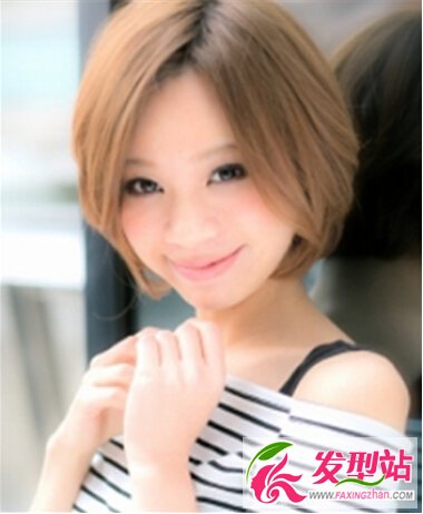 方臉女生的時(shí)尚短發(fā)發(fā)型 打造最時(shí)尚方臉短發(fā)美女