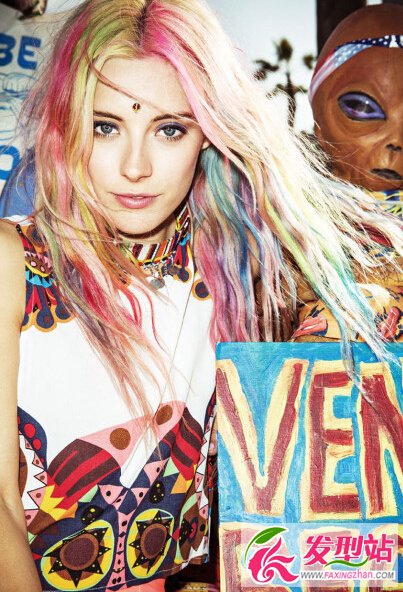 2015ɫȾl(f) Chloe Norgaard