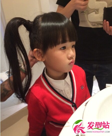 貝兒雙馬尾發(fā)型