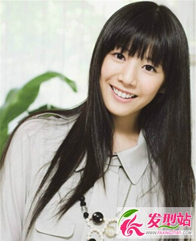 女生長發(fā)發(fā)型