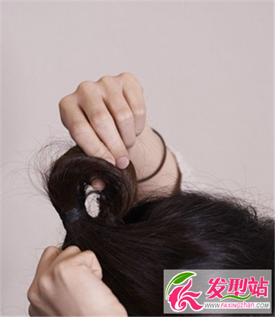 內(nèi)扣
