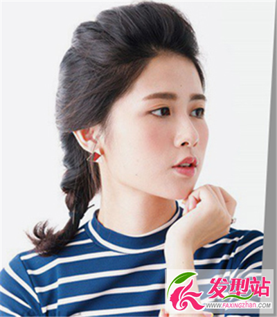 無劉海的蓬松款是扎發(fā)造型