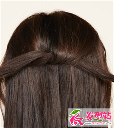 馬尾辮子扎發(fā)