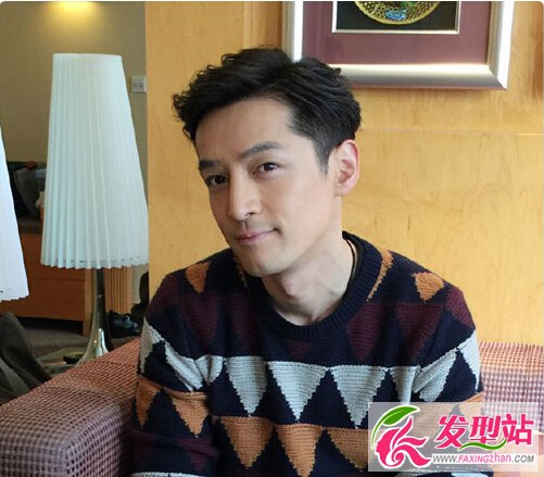 胡歌發(fā)型